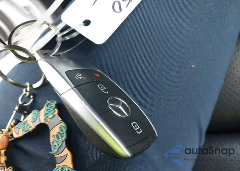 2020 Mercedes-Benz Glc 300 4Matic from USA, damaged, VIN WDC0G8EB0LF672687